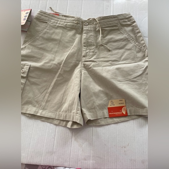 Weatherproof Garment Company Women’s Shorts Pebble Size 12 NWT - Picture 1 of 4